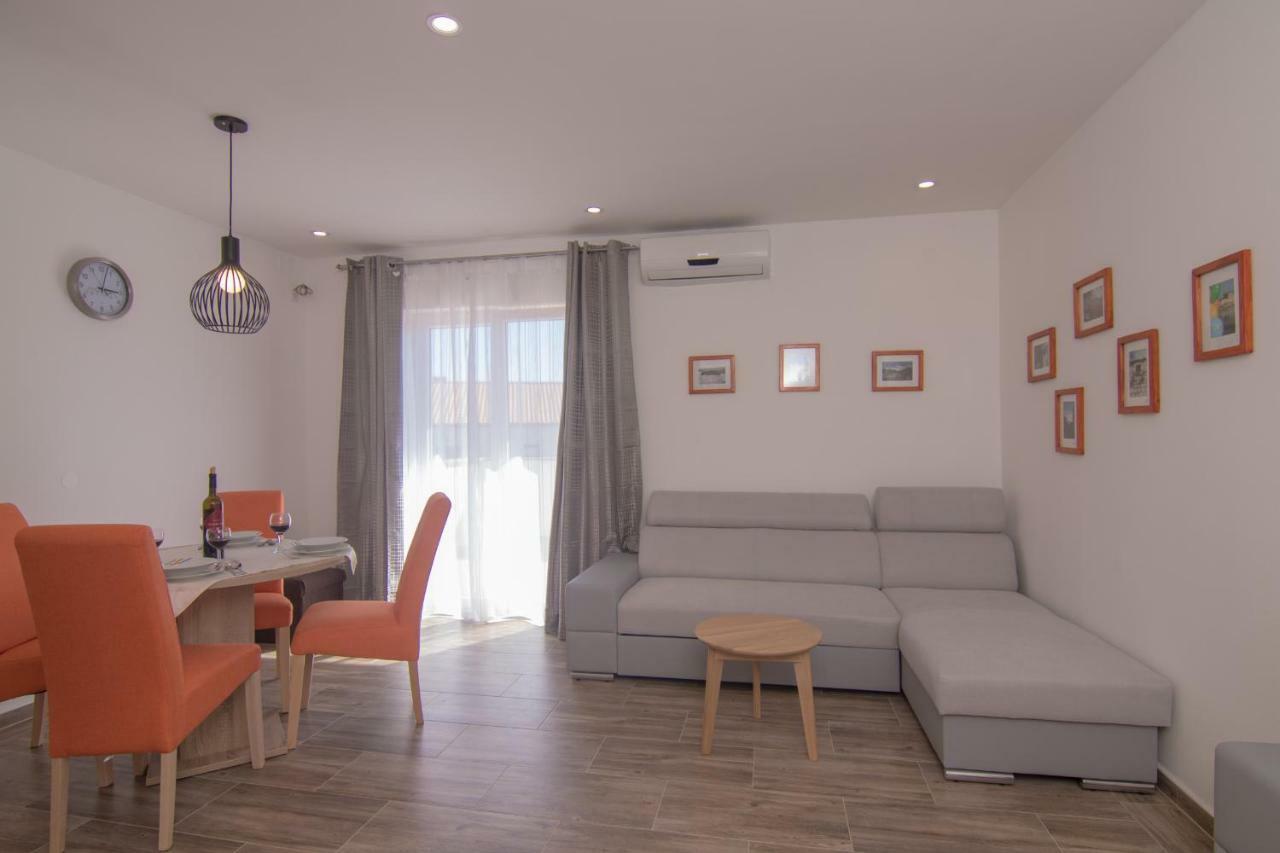 Apartmani Bistricic 크르크 외부 사진